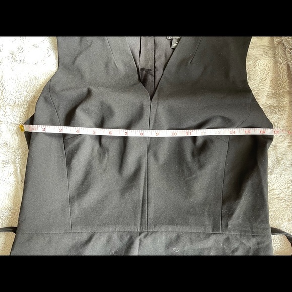 Ann Taylor THE PETITE V-NECK BELTED SHEATH DRESS - Picture 7 of 13